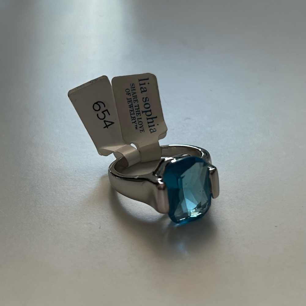 NWT Lia Sophia Silver Ring with Blue Stone